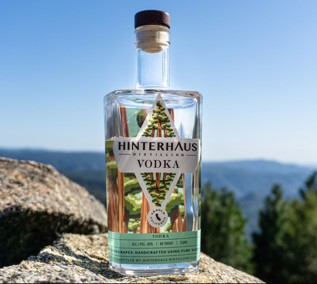 Tasting Bar: Hinterhaus & Dissident Spirits